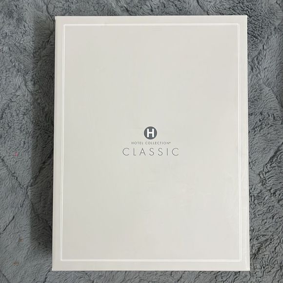 HOTEL COLLECTION Classic Textured Scroll Robe NEW - Picture 5 of 8